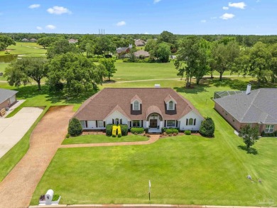 GATED GOLF COURSE COMMUNITY~BEAUTIFULLY UPDATED~POOL HOME 4 bed on Stonebrook Golf Club in Florida - for sale on GolfHomes.com, golf home, golf lot