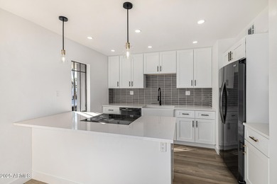 !NO RENTAL RESTRICTIONS!. Luxury 2-bedroom, 2-bath condo ideally on Arizona Biltmore Golf and Country Club in Arizona - for sale on GolfHomes.com, golf home, golf lot