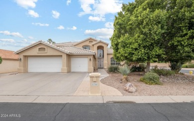 This Sun Lakes home is ready for new owners! Located in the on Oakwood Golf Club  in Arizona - for sale on GolfHomes.com, golf home, golf lot