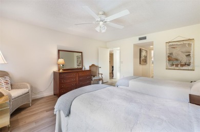 Priced to SELL.  END UNIT IN DESIRABLE MARINA NORTH SHORE on Burnt Store Golf Club in Florida - for sale on GolfHomes.com, golf home, golf lot
