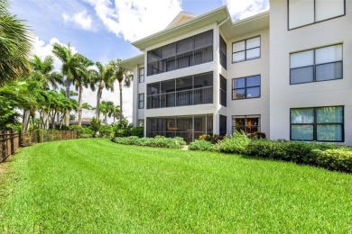 Priced to SELL.  END UNIT IN DESIRABLE MARINA NORTH SHORE on Burnt Store Golf Club in Florida - for sale on GolfHomes.com, golf home, golf lot