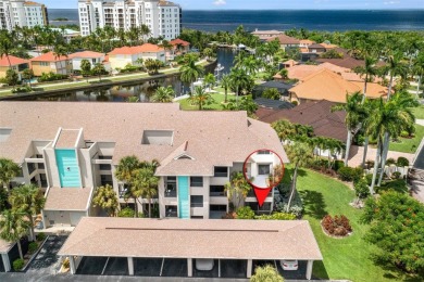 Priced to SELL.  END UNIT IN DESIRABLE MARINA NORTH SHORE on Burnt Store Golf Club in Florida - for sale on GolfHomes.com, golf home, golf lot