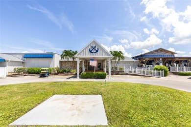 Priced to SELL.  END UNIT IN DESIRABLE MARINA NORTH SHORE on Burnt Store Golf Club in Florida - for sale on GolfHomes.com, golf home, golf lot