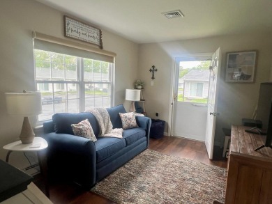 Don't miss out on this beautiful 2 bedroom, 1 bath, Greenbriar on Leisure Village Golf Course in New York - for sale on GolfHomes.com, golf home, golf lot