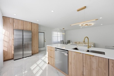 Welcome to 618 Normandy M - a beautifully renovated 2nd-floor on Kings Point Golf -Flanders Way in Florida - for sale on GolfHomes.com, golf home, golf lot