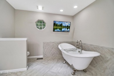 Great house, great location!  Situated on a cul-de-sac with on Stonehenge Golf Course in Tennessee - for sale on GolfHomes.com, golf home, golf lot