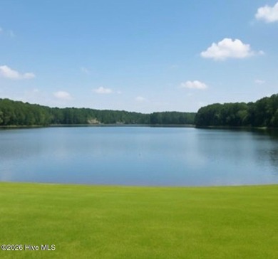 13 Abington Drive, a rare lakefront estate homesite in Pinewild on Pinewild Country Club of Pinehurst in North Carolina - for sale on GolfHomes.com, golf home, golf lot