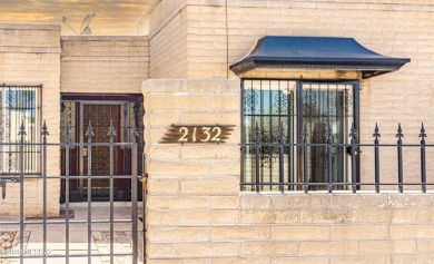 Beautiful and updated 3 bedroom, 2 bathroom, 2 car garage on Rolling Hills Golf Course in Arizona - for sale on GolfHomes.com, golf home, golf lot