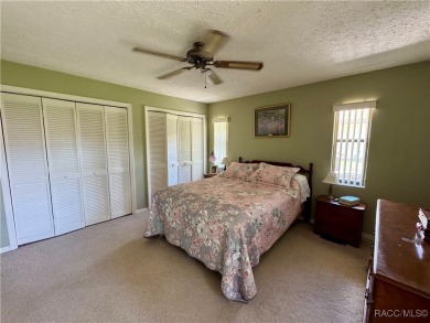 Welcome to Rolling Greens of Inverness, where charm meets on Inverness Golf and Country Club in Florida - for sale on GolfHomes.com, golf home, golf lot