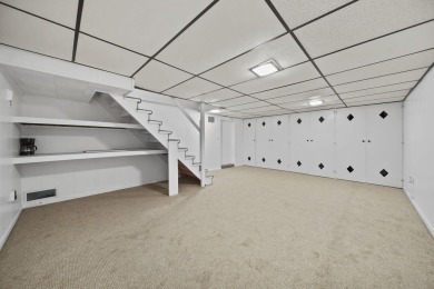 Move right in to this Essex Heights bungalow, with 1087 SF of on Ella Sharp Park Golf Course in Michigan - for sale on GolfHomes.com, golf home, golf lot