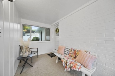 Move right in to this Essex Heights bungalow, with 1087 SF of on Ella Sharp Park Golf Course in Michigan - for sale on GolfHomes.com, golf home, golf lot
