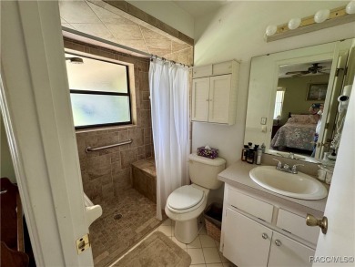 Welcome to Rolling Greens of Inverness, where charm meets on Inverness Golf and Country Club in Florida - for sale on GolfHomes.com, golf home, golf lot