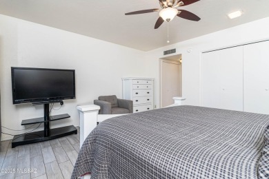 Beautiful and updated 3 bedroom, 2 bathroom, 2 car garage on Rolling Hills Golf Course in Arizona - for sale on GolfHomes.com, golf home, golf lot