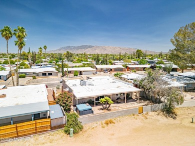 Beautiful and updated 3 bedroom, 2 bathroom, 2 car garage on Rolling Hills Golf Course in Arizona - for sale on GolfHomes.com, golf home, golf lot
