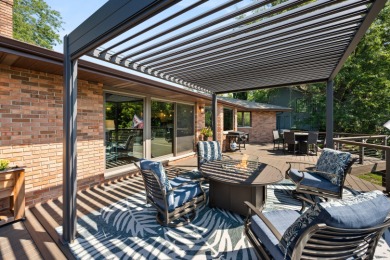 This timeless all-brick 6,973 sq. ft. ranch home with a on Buena Vista Golf Course in Illinois - for sale on GolfHomes.com, golf home, golf lot
