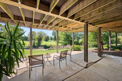 This timeless all-brick 6,973 sq. ft. ranch home with a on Buena Vista Golf Course in Illinois - for sale on GolfHomes.com, golf home, golf lot