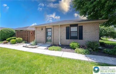 Spacious 3-Bedroom Condo in Fairways at Brookside *** on Brookside Country Club in Pennsylvania - for sale on GolfHomes.com, golf home, golf lot