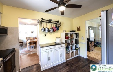 Spacious 3-Bedroom Condo in Fairways at Brookside *** on Brookside Country Club in Pennsylvania - for sale on GolfHomes.com, golf home, golf lot