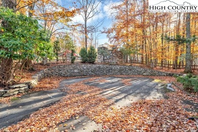 Beautiful Condo Overlooking Beech Mountain Golf Course. Discover on Beech Mountain Club in North Carolina - for sale on GolfHomes.com, golf home, golf lot