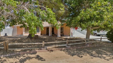 Welcome to this delightful 3-bedroom, 2-bathroom home, boasting on Tierra Del Sol Golf Course in California - for sale on GolfHomes.com, golf home, golf lot