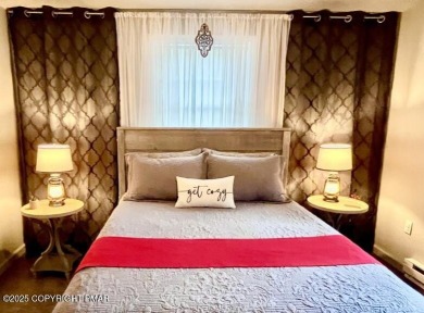* SIMPLY BEAUTIFUL *  Unique, charming, immaculate 3-bedroom on Pocono Farms Country Club in Pennsylvania - for sale on GolfHomes.com, golf home, golf lot