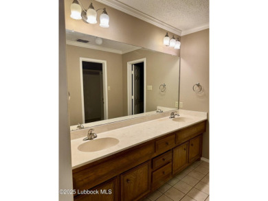 Pristine new listing  in Shadow Hills near golf course with on Shadow Hills Golf Course in Texas - for sale on GolfHomes.com, golf home, golf lot