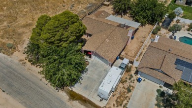 Welcome to this delightful 3-bedroom, 2-bathroom home, boasting on Tierra Del Sol Golf Course in California - for sale on GolfHomes.com, golf home, golf lot