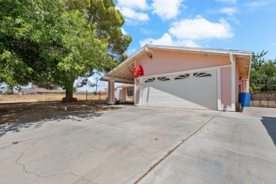 Welcome to this delightful 3-bedroom, 2-bathroom home, boasting on Tierra Del Sol Golf Course in California - for sale on GolfHomes.com, golf home, golf lot