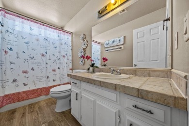 Welcome to this delightful 3-bedroom, 2-bathroom home, boasting on Tierra Del Sol Golf Course in California - for sale on GolfHomes.com, golf home, golf lot