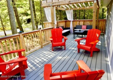 * SIMPLY BEAUTIFUL *  Unique, charming, immaculate 3-bedroom on Pocono Farms Country Club in Pennsylvania - for sale on GolfHomes.com, golf home, golf lot