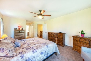 Impeccably cared for end-unit townhome nestled in the highly on Bowes Creek Country Club in Illinois - for sale on GolfHomes.com, golf home, golf lot