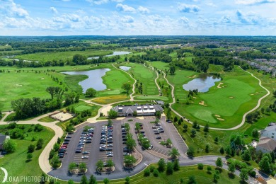 Impeccably cared for end-unit townhome nestled in the highly on Bowes Creek Country Club in Illinois - for sale on GolfHomes.com, golf home, golf lot