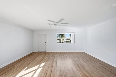 WELCOME TO THIS AMAZING LAKEVIEW IN MONACO! Resortstyle 55+ on Kings Point Golf -Flanders Way in Florida - for sale on GolfHomes.com, golf home, golf lot