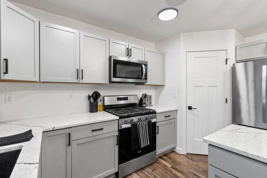 Custom built/modern 2 story, 4 bed 3.5 bath home. This spacious on Thornberry Creek At Oneida in Wisconsin - for sale on GolfHomes.com, golf home, golf lot