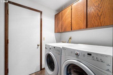 $32,000 price reduction + rate buydown (year 1) from lender--act on  in Oregon - for sale on GolfHomes.com, golf home, golf lot