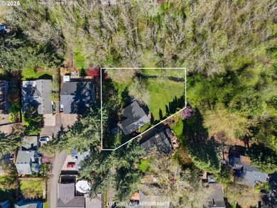 $32,000 price reduction + rate buydown (year 1) from lender--act on  in Oregon - for sale on GolfHomes.com, golf home, golf lot