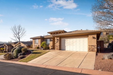 Gorgeous & spacious 3 bed 2 bath 2 car garage home located in on Entrada at Snow Canyon in Utah - for sale on GolfHomes.com, golf home, golf lot