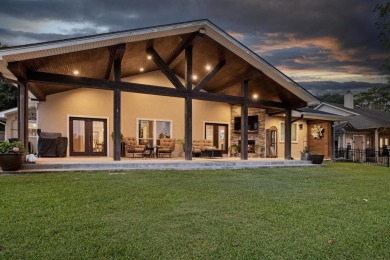 Enjoy lakefront living in this beautifully remodeled 3 bed, 2.5 on Wildwood Golf Course in Texas - for sale on GolfHomes.com, golf home, golf lot