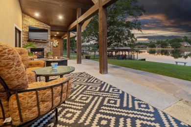 Enjoy lakefront living in this beautifully remodeled 3 bed, 2.5 on Wildwood Golf Course in Texas - for sale on GolfHomes.com, golf home, golf lot