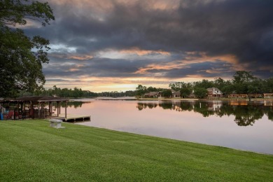 Enjoy lakefront living in this beautifully remodeled 3 bed, 2.5 on Wildwood Golf Course in Texas - for sale on GolfHomes.com, golf home, golf lot