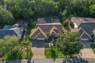 This Gorgeous POOL Home located in the Golf Community of Sugar on Sugarmill Woods Golf and Country Club in Florida - for sale on GolfHomes.com, golf home, golf lot