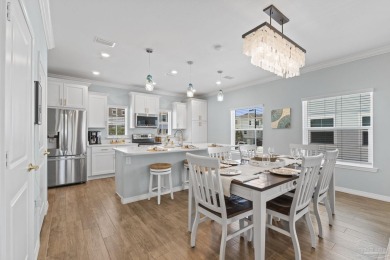 Immaculate and move-in ready, this 2-bedroom, 2.5-bath townhome on Lost Key Golf Club in Florida - for sale on GolfHomes.com, golf home, golf lot