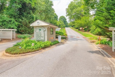 Located just minutes from the Asheville Municipal Golf Course on Asheville Municipal Golf Course in North Carolina - for sale on GolfHomes.com, golf home, golf lot
