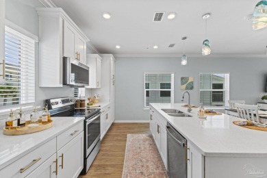 Immaculate and move-in ready, this 2-bedroom, 2.5-bath townhome on Lost Key Golf Club in Florida - for sale on GolfHomes.com, golf home, golf lot