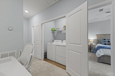 Immaculate and move-in ready, this 2-bedroom, 2.5-bath townhome on Lost Key Golf Club in Florida - for sale on GolfHomes.com, golf home, golf lot