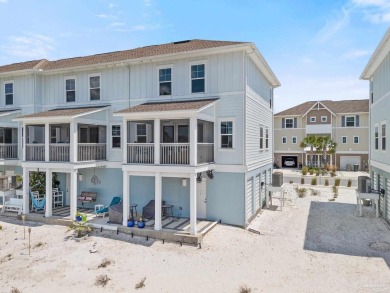 Immaculate and move-in ready, this 2-bedroom, 2.5-bath townhome on Lost Key Golf Club in Florida - for sale on GolfHomes.com, golf home, golf lot
