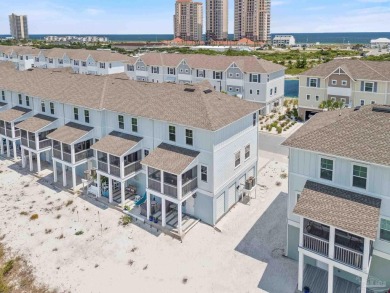 Immaculate and move-in ready, this 2-bedroom, 2.5-bath townhome on Lost Key Golf Club in Florida - for sale on GolfHomes.com, golf home, golf lot