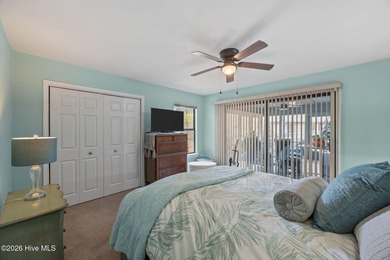 BEAUTIFUL AND SERENE SETTING! WEST WIND TOWNHOME ON LAKE IN on Harbour Point Golf Club in North Carolina - for sale on GolfHomes.com, golf home, golf lot