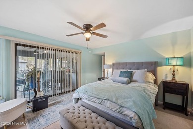 BEAUTIFUL AND SERENE SETTING! WEST WIND TOWNHOME ON LAKE IN on Harbour Point Golf Club in North Carolina - for sale on GolfHomes.com, golf home, golf lot