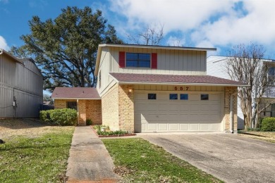 WINDOWS RECENTLY INSTALLED --boosting curb appeal and energy on Mesquite Municipal Golf Course in Texas - for sale on GolfHomes.com, golf home, golf lot
